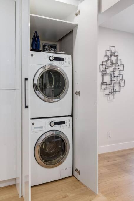 Pet Friendly & Accessible, 4 Beds